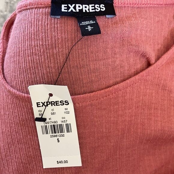NWT Express ribbed ruched puff sleeve top size Small - Picture 4 of 4